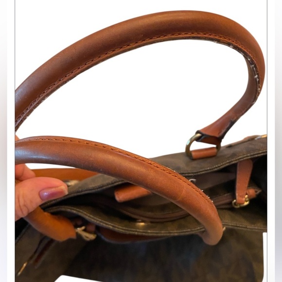 Michael Kors Hamilton Signature Shoulder bag Handbag Brown Saffiano Leather - Picture 10 of 10